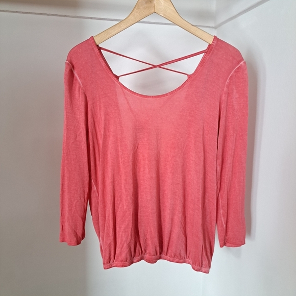 Jessica Simpson | Pink acid wash open cross back cropped sleeve shirt - Picture 4 of 13